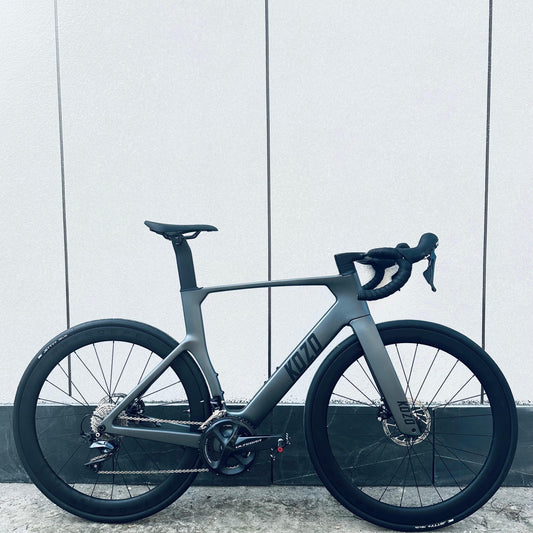 A Carbon Machine Built for Speed and Performance - ZACycle (PTY) LTD