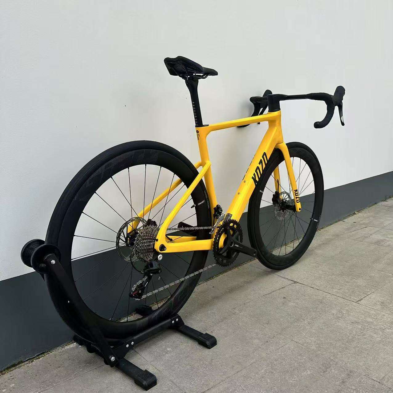 KOZO Limit Carbon Road Bike