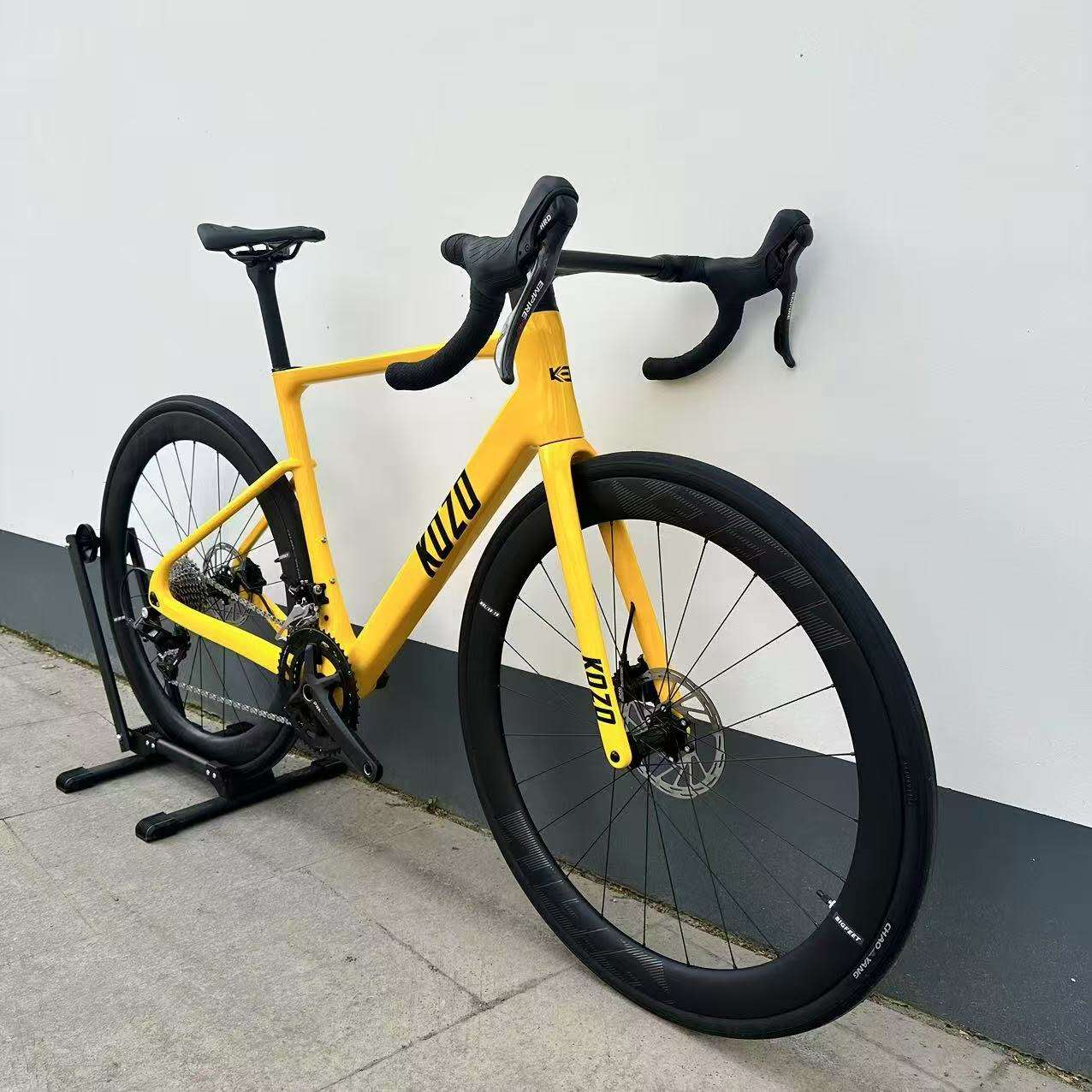 KOZO Limit Carbon Road Bike