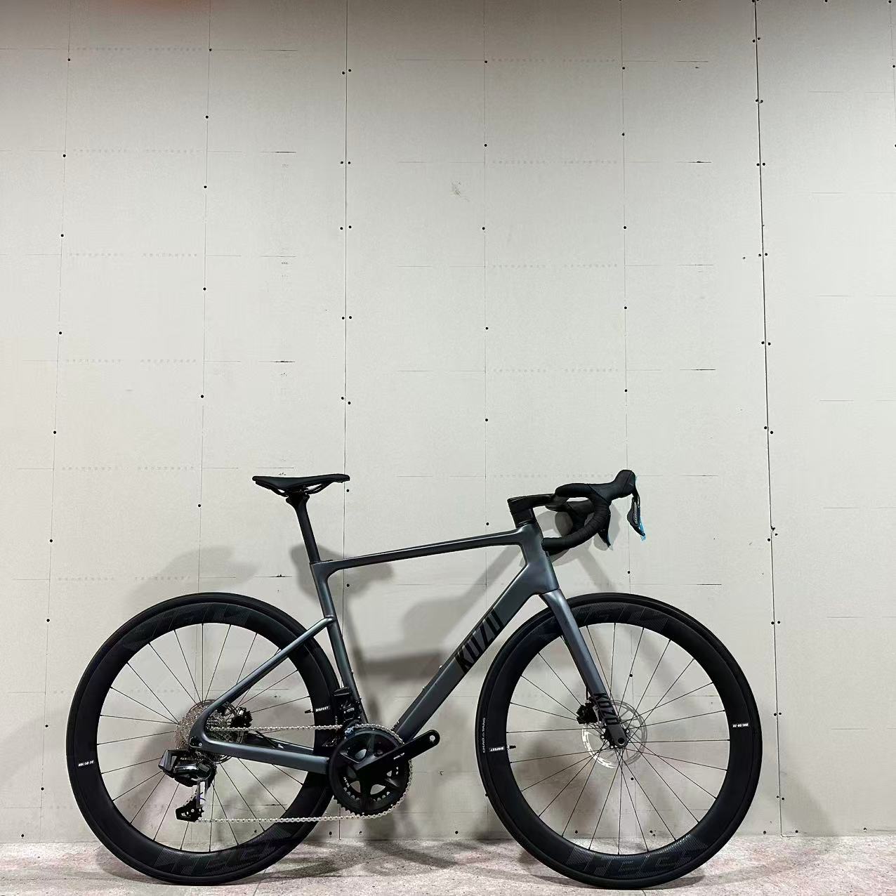 KOZO Limit Carbon Road Bike