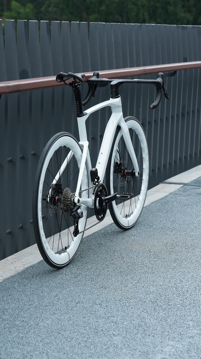 Twitter R6 Carbon Road Bike with Electronic Shifting