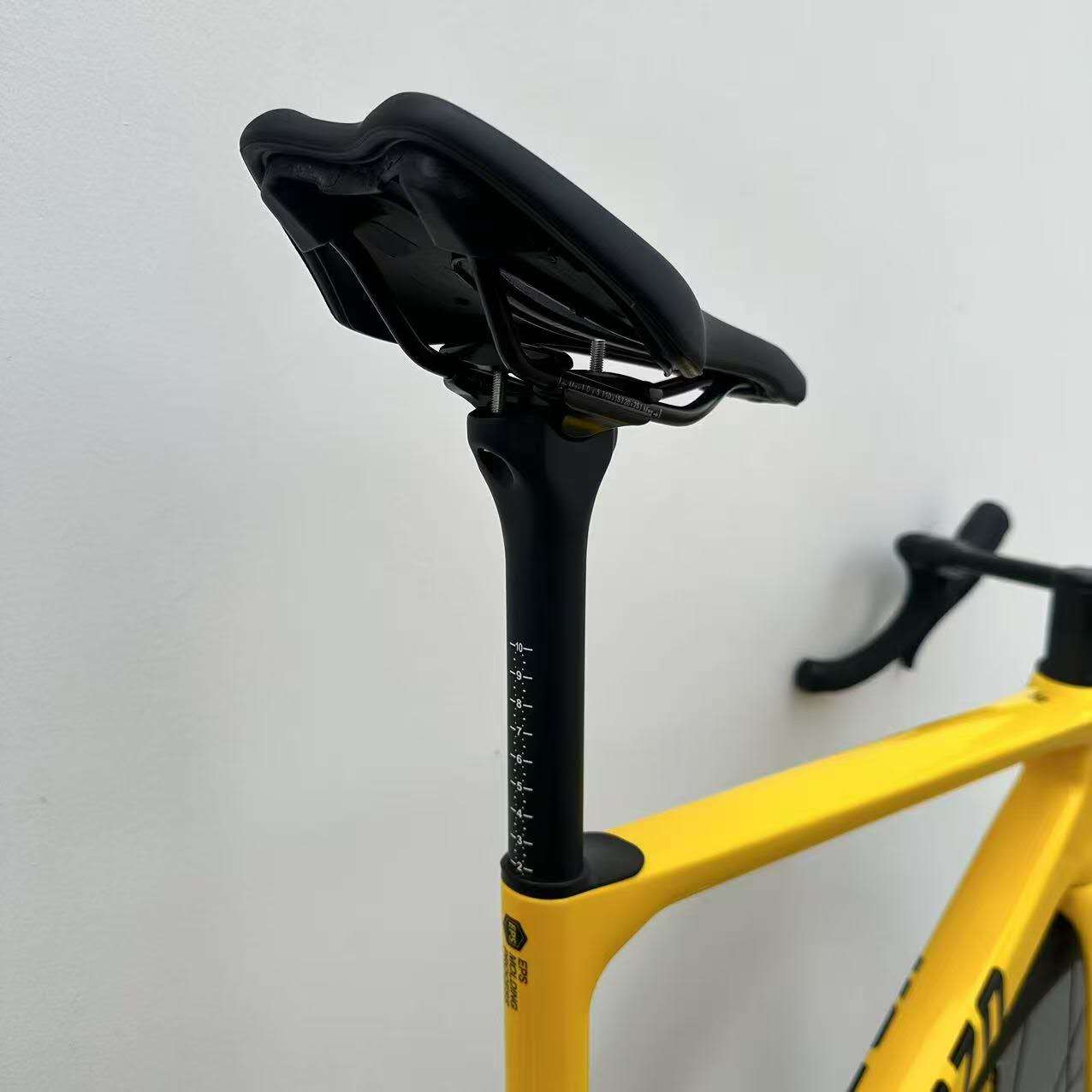 KOZO Limit Carbon Road Bike - ZACycle (PTY) LTD
