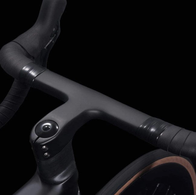 SAVA FALCON SR7 Di2 Carbon Road Bicycle | UCI Certified - ZACycle (PTY) LTD
